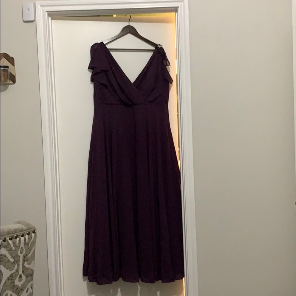 David’s bridal bridesmaid dress in plum